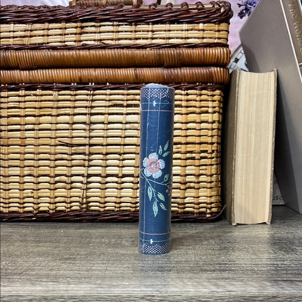 Vintage Vinyl Border Wallpaper Navy Floral Print Retro